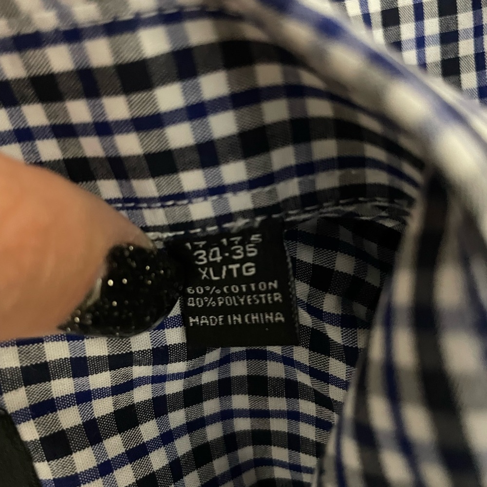 Mens button down - Picture 3 of 4